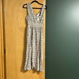 New with tags old navy floral midi dress